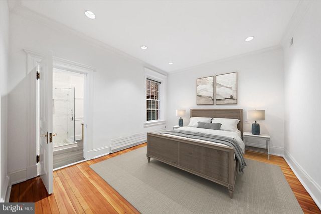 2134 R ST NW, Washington, DC 20008