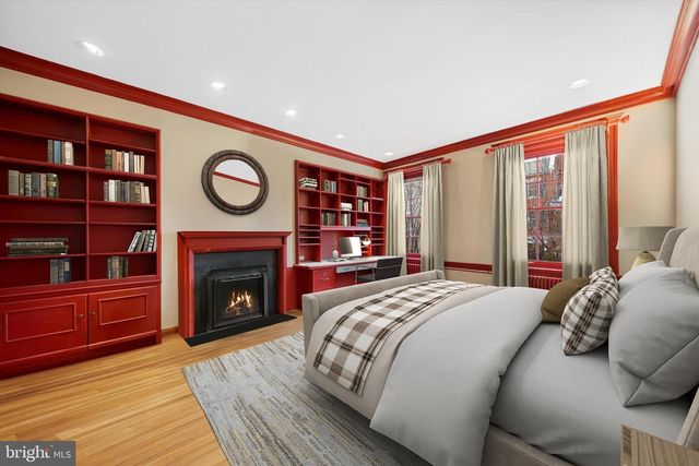 2134 R ST NW, Washington, DC 20008