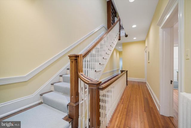 2134 R ST NW, Washington, DC 20008