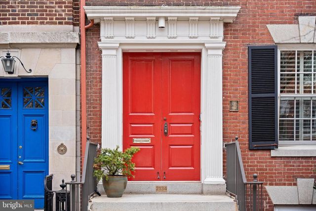 2134 R ST NW, Washington, DC 20008