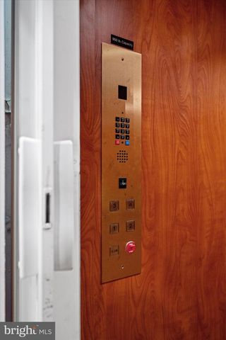 2134 R ST NW, Washington, DC 20008