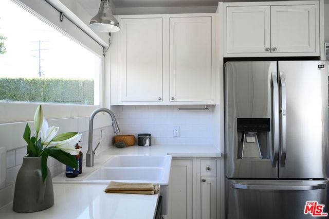 2238 W 28th Street, Los Angeles, CA 90018