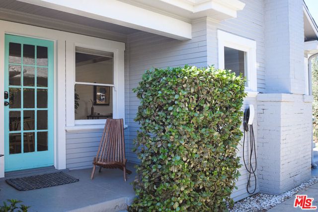 2238 W 28th Street, Los Angeles, CA 90018