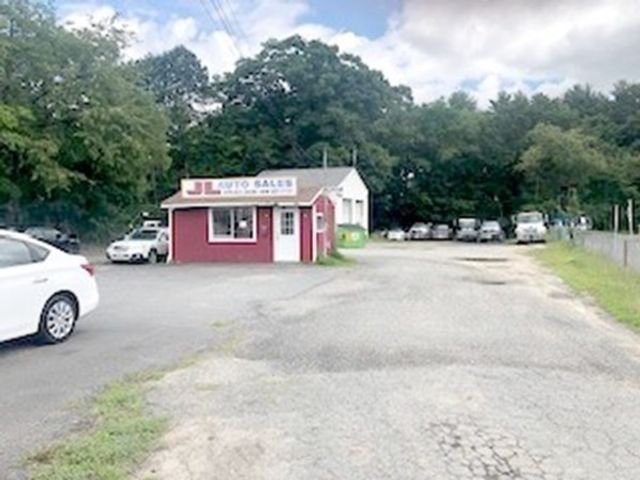 1032-1040 Central St, Leominster, MA 01453