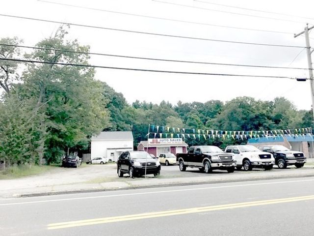 1032-1040 Central St, Leominster, MA 01453