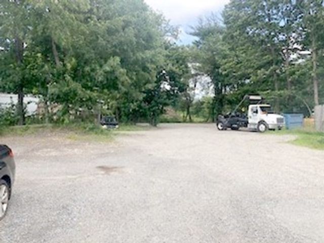 1032-1040 Central St, Leominster, MA 01453