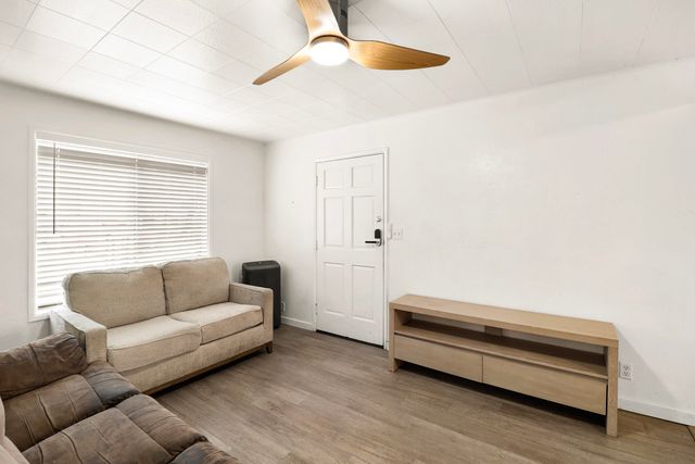 550 Parsons Drive, Redding, CA 96002