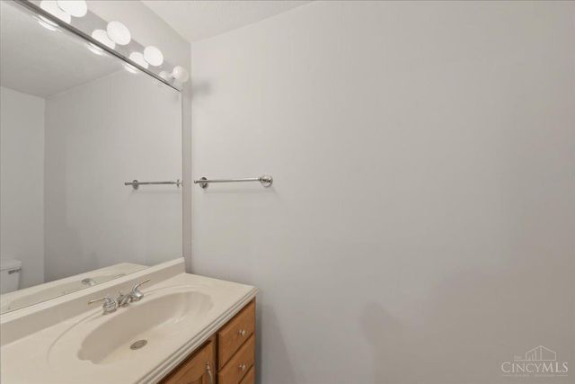 10757 Fallsington Court, Blue Ash, OH 45242