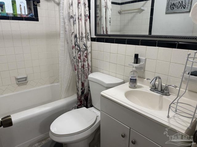4666 N 9th Ave, Pensacola, FL 32503