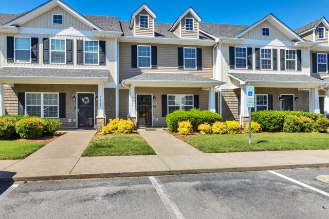 2429 New Holland Cir, Murfreesboro, TN 37128