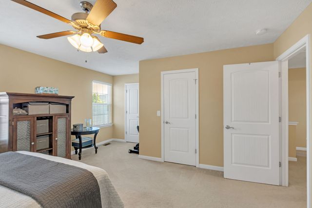 2429 New Holland Cir, Murfreesboro, TN 37128