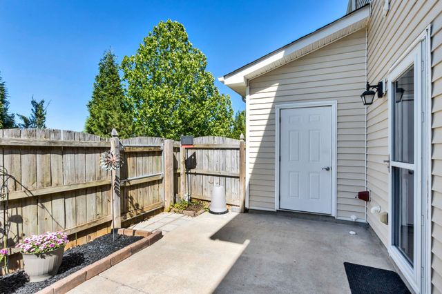 2429 New Holland Cir, Murfreesboro, TN 37128
