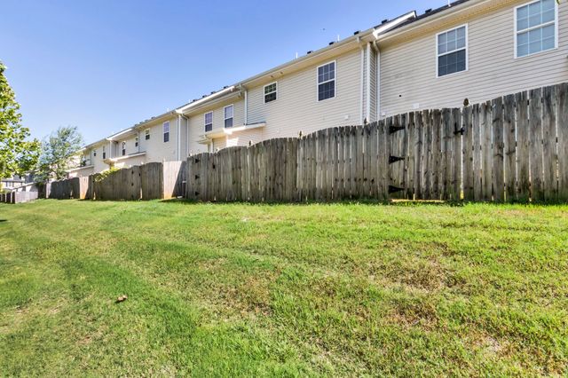 2429 New Holland Cir, Murfreesboro, TN 37128