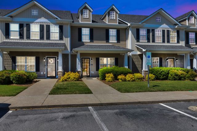 2429 New Holland Cir, Murfreesboro, TN 37128