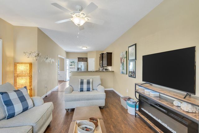 2429 New Holland Cir, Murfreesboro, TN 37128