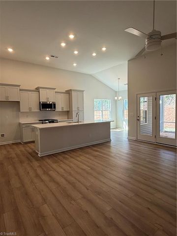 288 Morning Star Drive, Advance, NC 27006