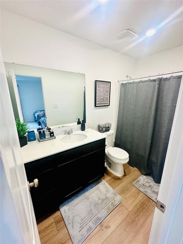 504 Sunray DR, Lockhart, TX 78644