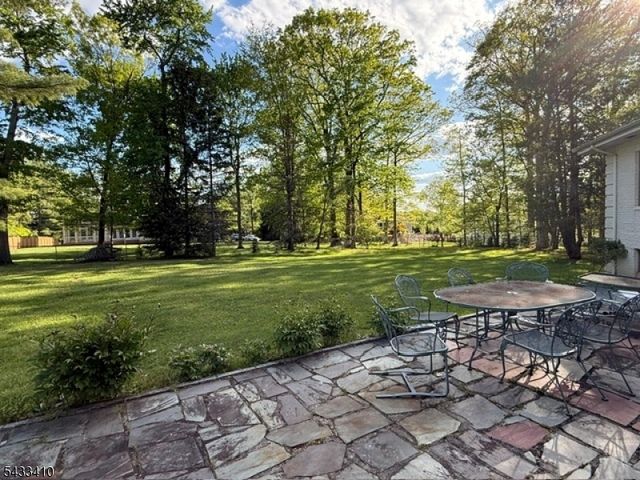 181 W Hobart Gap Rd, Livingston Twp., NJ 07039