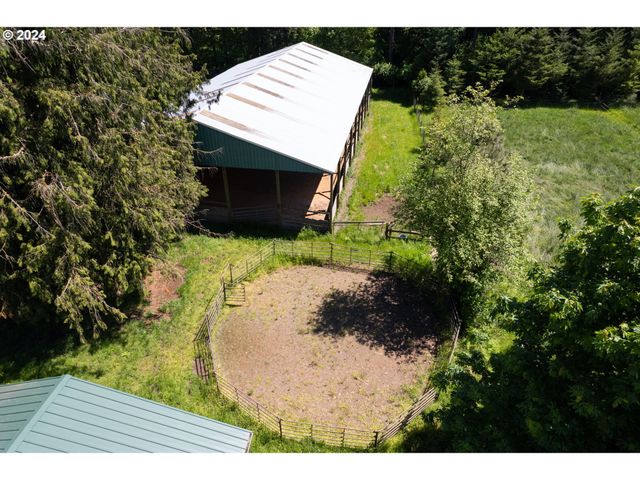 5750 Sw RIVER Rd, Hillsboro, OR 97123