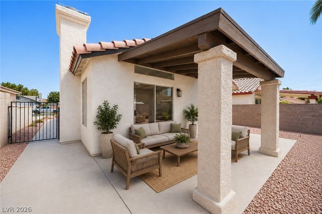 5775 Ballinger Drive, Las Vegas, NV 89142