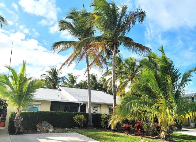 1903 Robalo Drive, Vero Beach, FL 32960