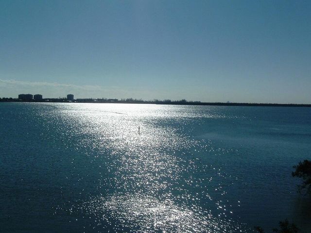 1903 Robalo Drive, Vero Beach, FL 32960