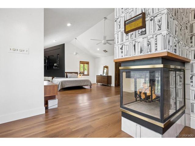 423 Dahlia St, Denver, CO 80220