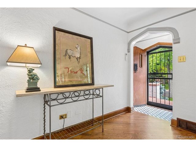 423 Dahlia St, Denver, CO 80220