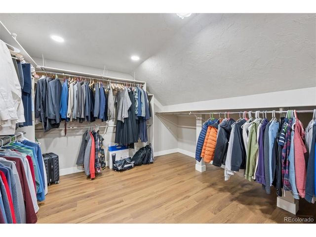 423 Dahlia St, Denver, CO 80220