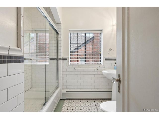 423 Dahlia St, Denver, CO 80220