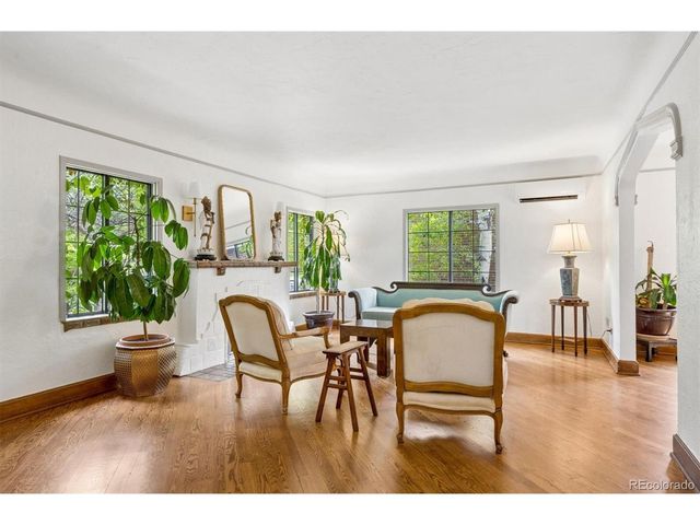 423 Dahlia St, Denver, CO 80220
