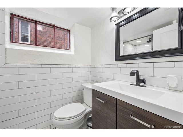 423 Dahlia St, Denver, CO 80220