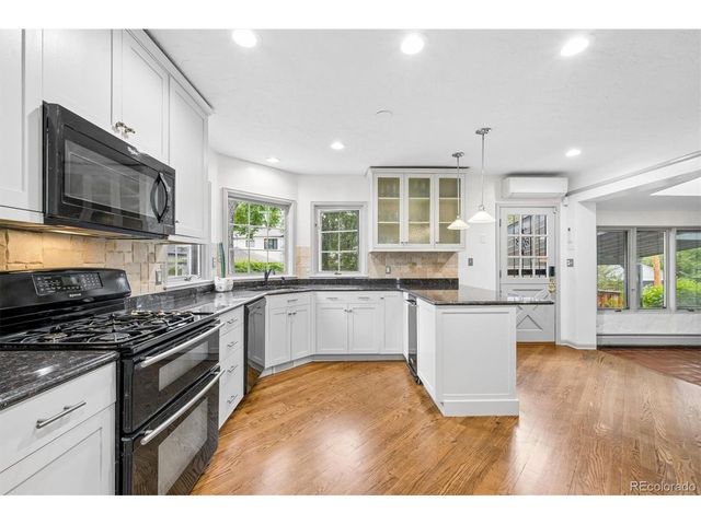423 Dahlia St, Denver, CO 80220