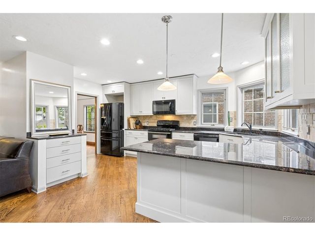 423 Dahlia St, Denver, CO 80220