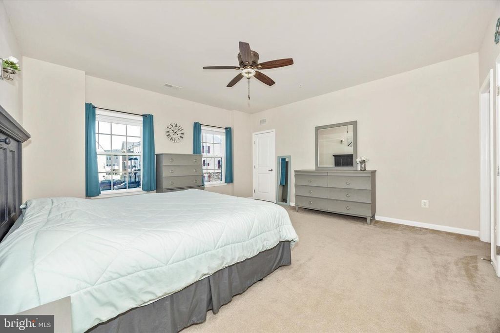 Image 31 of property listing at 5063 SMALL GAINS WAY, Frederick, MD 21703