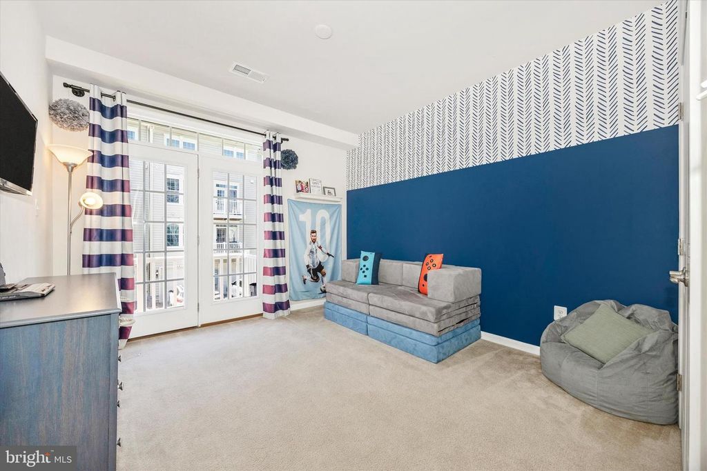 Image 37 of property listing at 5063 SMALL GAINS WAY, Frederick, MD 21703
