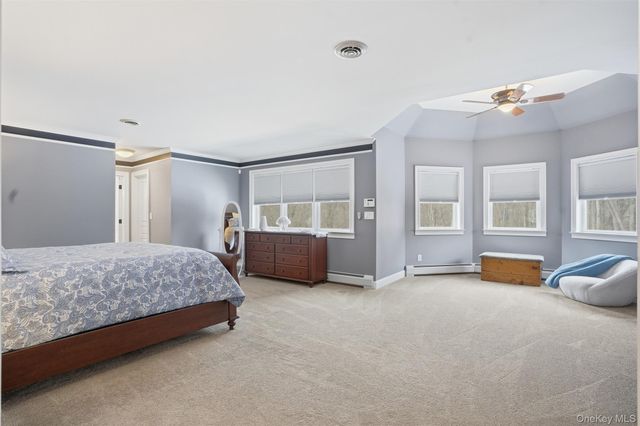 24 Heritage Court, Tuxedo Park, NY 10987