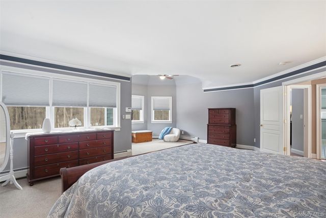 24 Heritage Court, Tuxedo Park, NY 10987