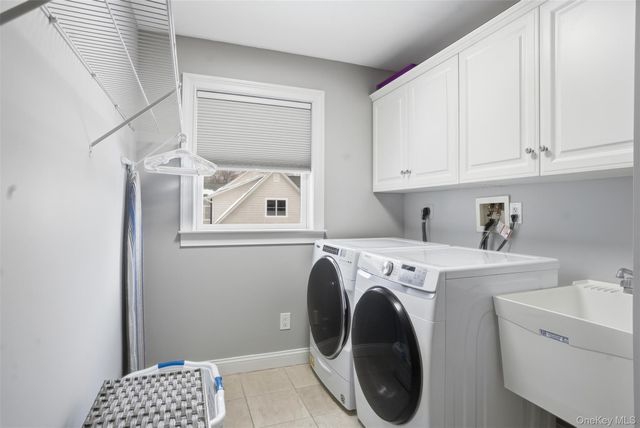 24 Heritage Court, Tuxedo Park, NY 10987