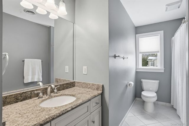 24 Heritage Court, Tuxedo Park, NY 10987