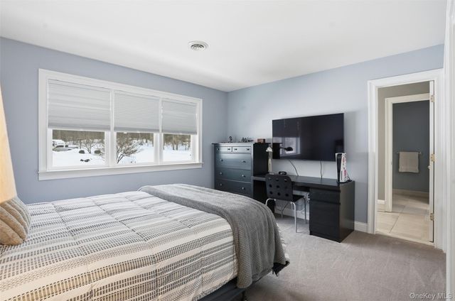 24 Heritage Court, Tuxedo Park, NY 10987