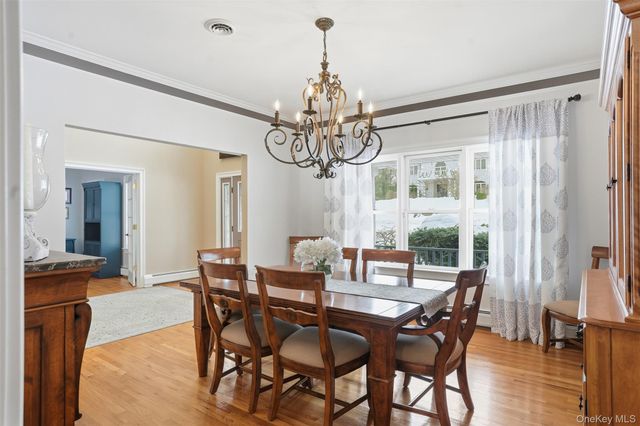 24 Heritage Court, Tuxedo Park, NY 10987