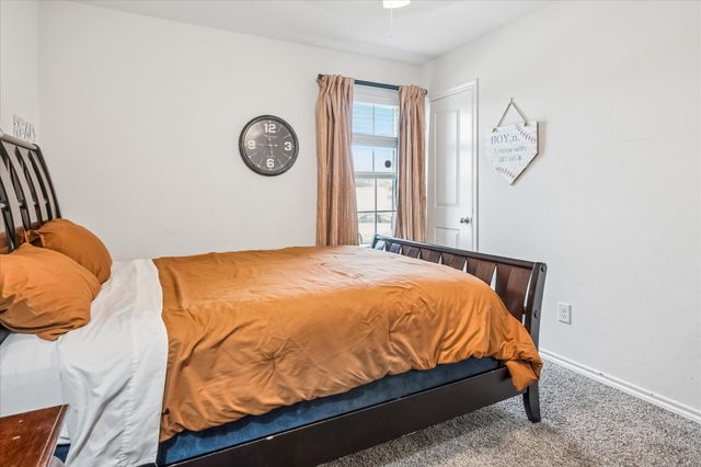 1934 Duskwood Drive, Lancaster, TX 75146