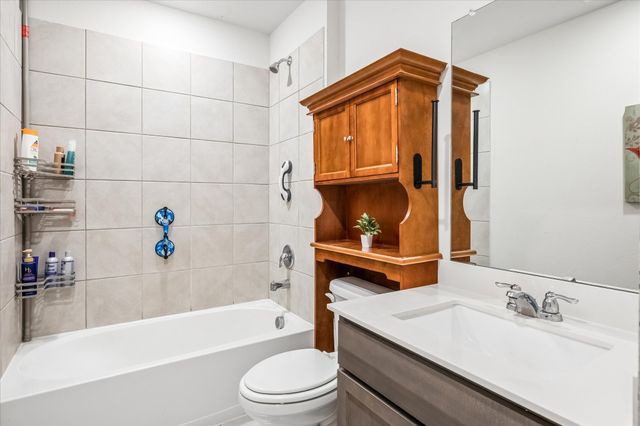 1934 Duskwood Drive, Lancaster, TX 75146