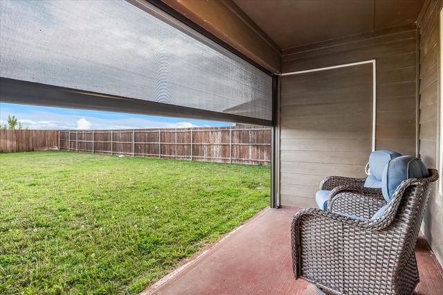 1934 Duskwood Drive, Lancaster, TX 75146