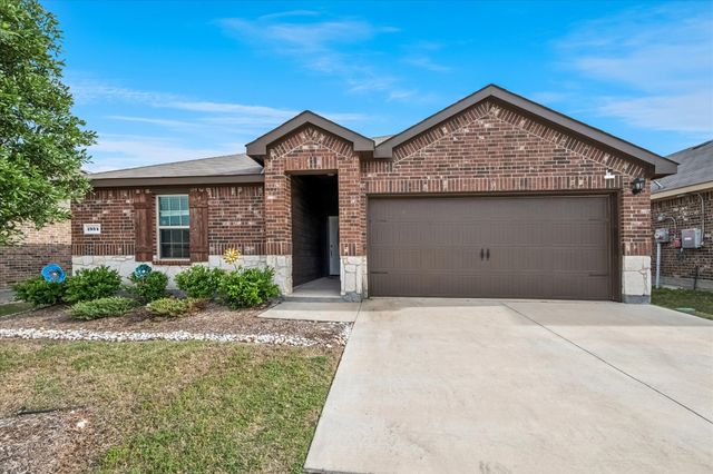 1934 Duskwood Drive, Lancaster, TX 75146