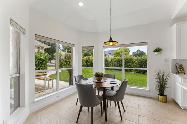 7221 Ellaview LN, Austin, TX 78759