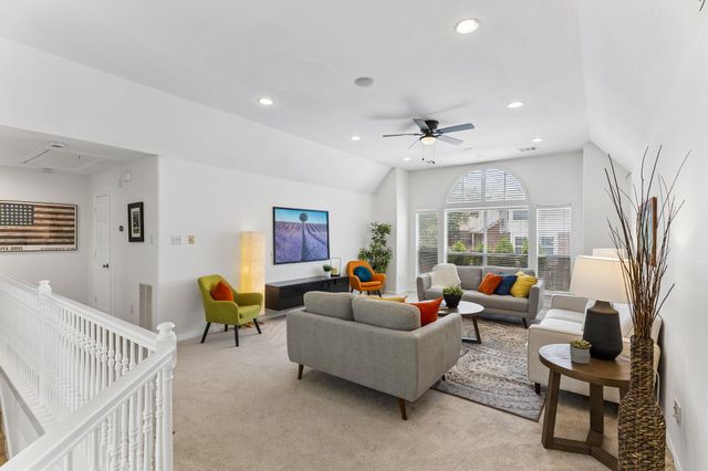 7221 Ellaview LN, Austin, TX 78759