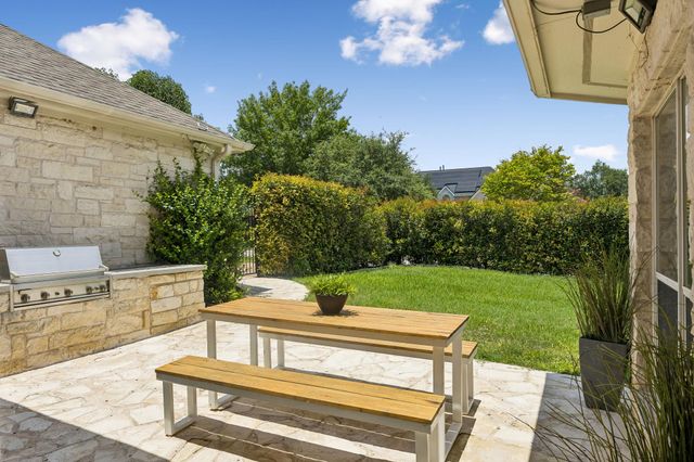 7221 Ellaview LN, Austin, TX 78759
