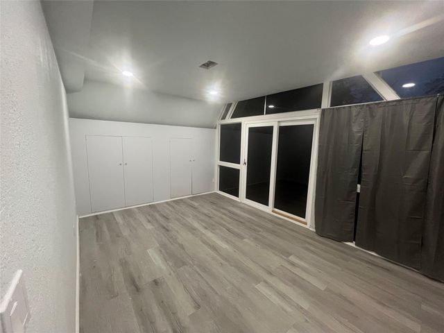 415 Shirleen Drive, Seabrook, TX 77586